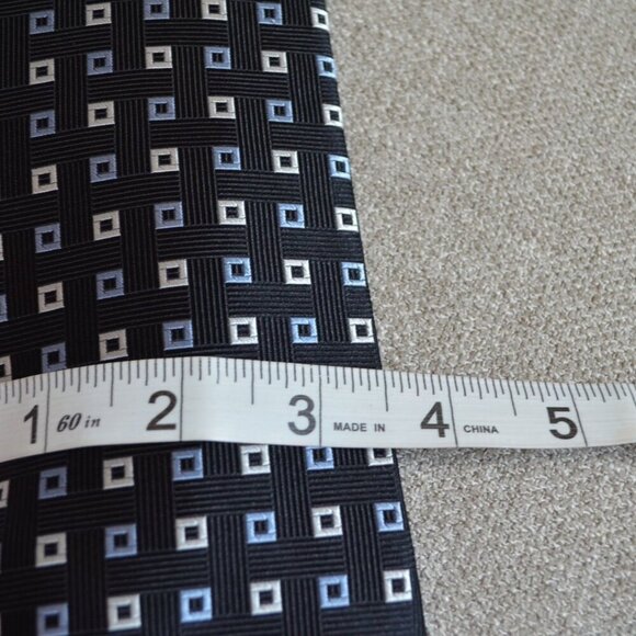 Brooks Brothers "346" Makers Blue and Silver Square Print 100% Silk Tie - Picture 3 of 7